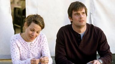 Seis Pies Bajo Tierra 3x6