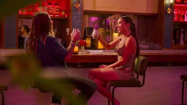 Sneaky Links: Dating After Dark 1x7