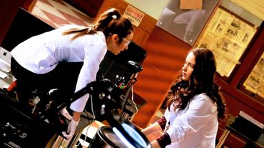Wynonna Earp 2x2