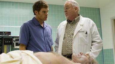 Dexter 1x9