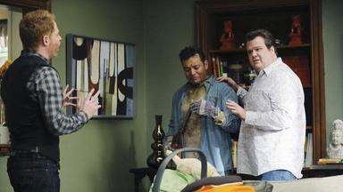 Una Familia Moderna 1x12