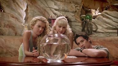 Mako Mermaids: An H2O Adventure 2x19