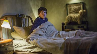 Bates Motel 3x4