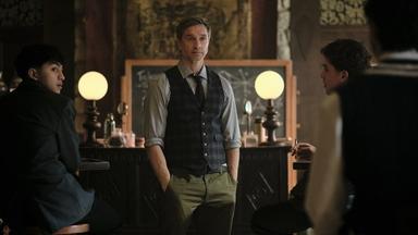 Coven Academy: El Secreto de las Brujas 1x1