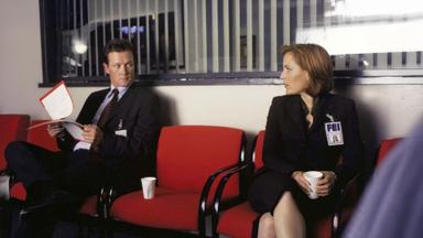 Los Expedientes Secretos X 8x1