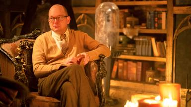 Lo que hacemos en las sombras 2x9